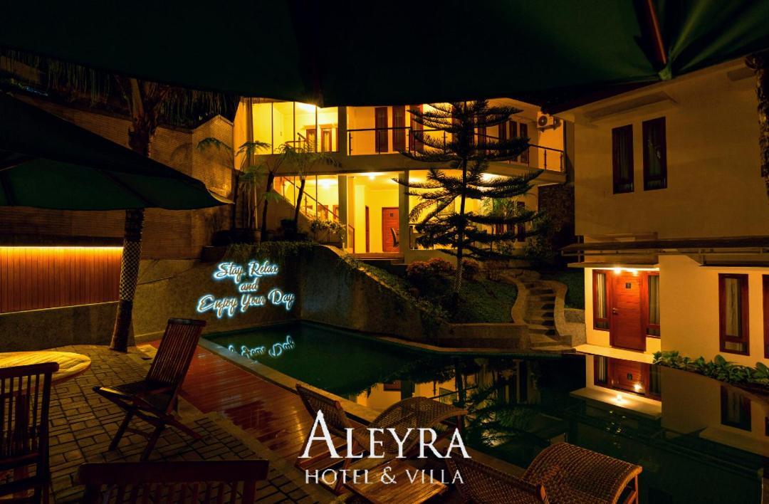 Aleyra Hotel And Villa'S Garut Εξωτερικό φωτογραφία