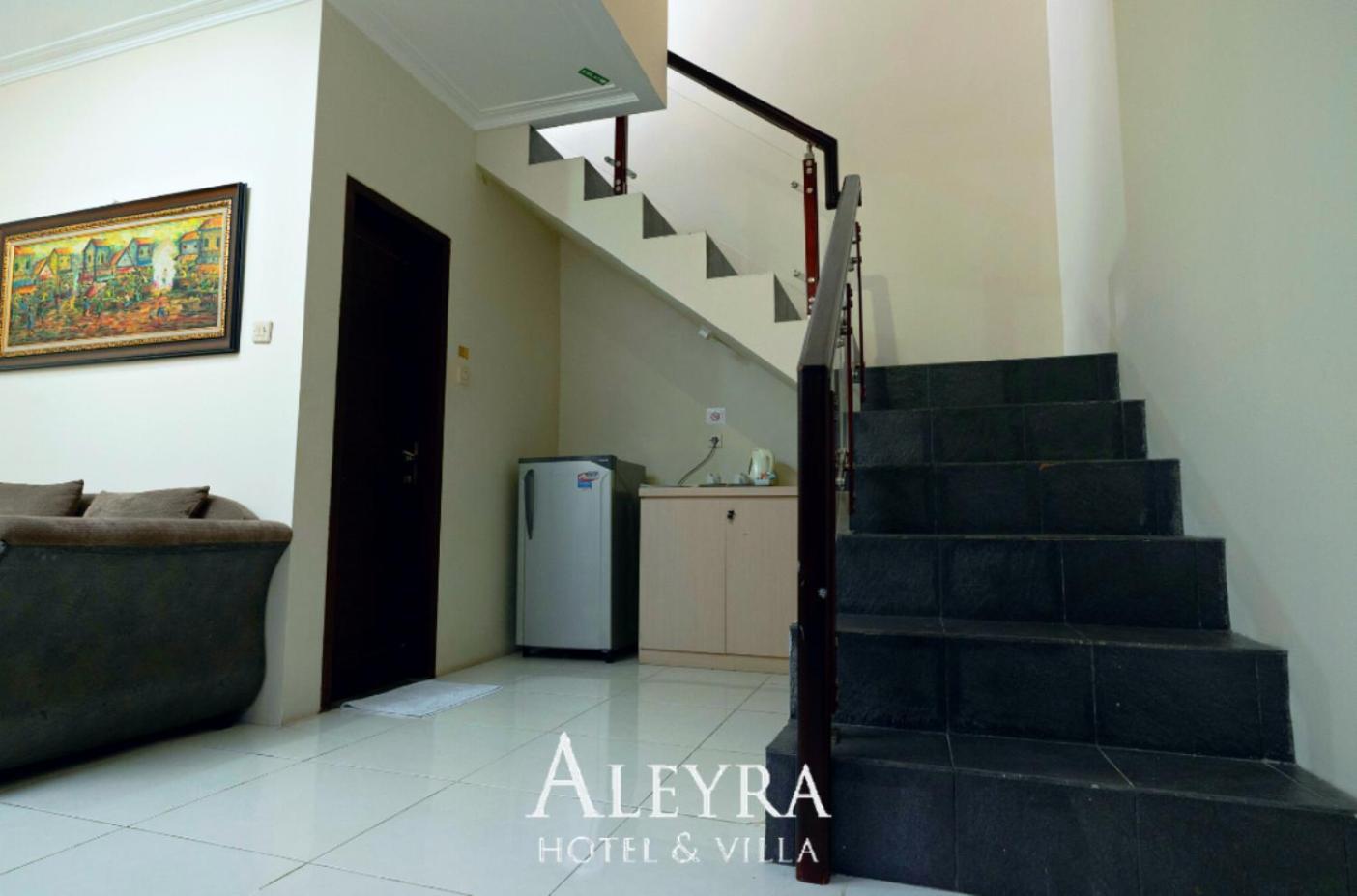 Aleyra Hotel And Villa'S Garut Δωμάτιο φωτογραφία